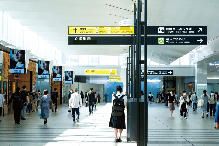 JR広島駅自由通路